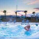 アドレルのホテル